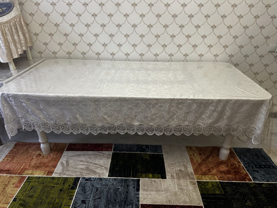 Продам стол диван