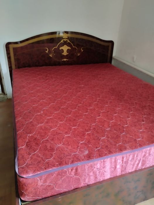 Продам спальную мебель