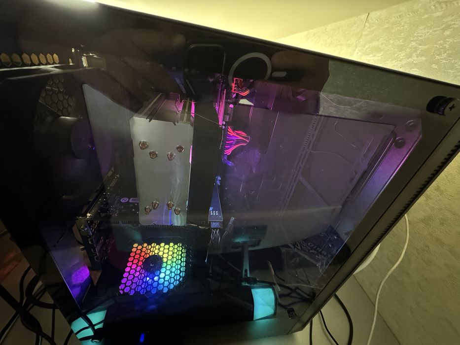 STRIM UCHUN TAYYOR FULL jihozlar Kompyuter va boshqalar