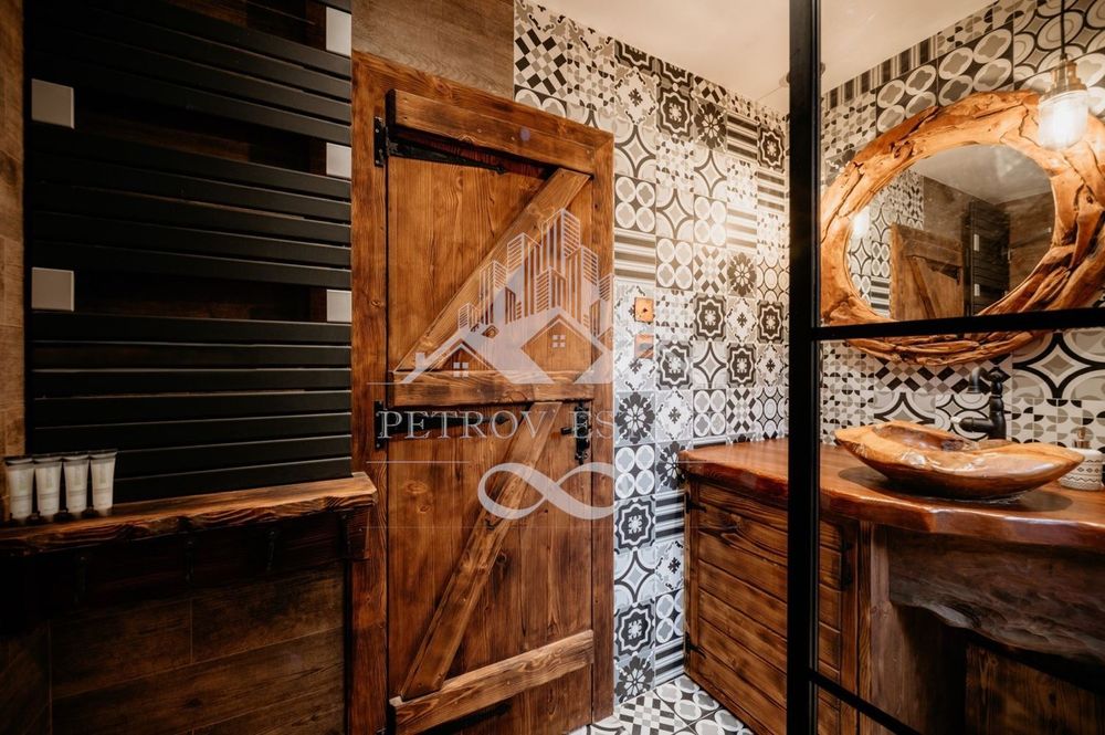 Продава се Тристаен апартамент в Велинград - 180 кв.м за 1084 €/кв.м - Снимка #7