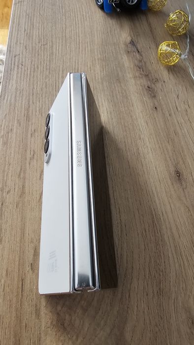 Samsung Z fold 4 1TB