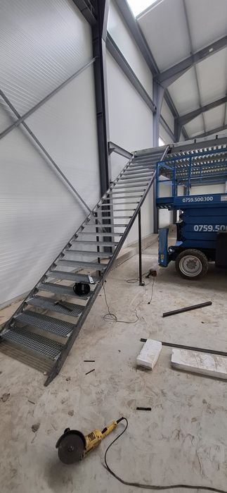 Trepte și grătare galvanizate