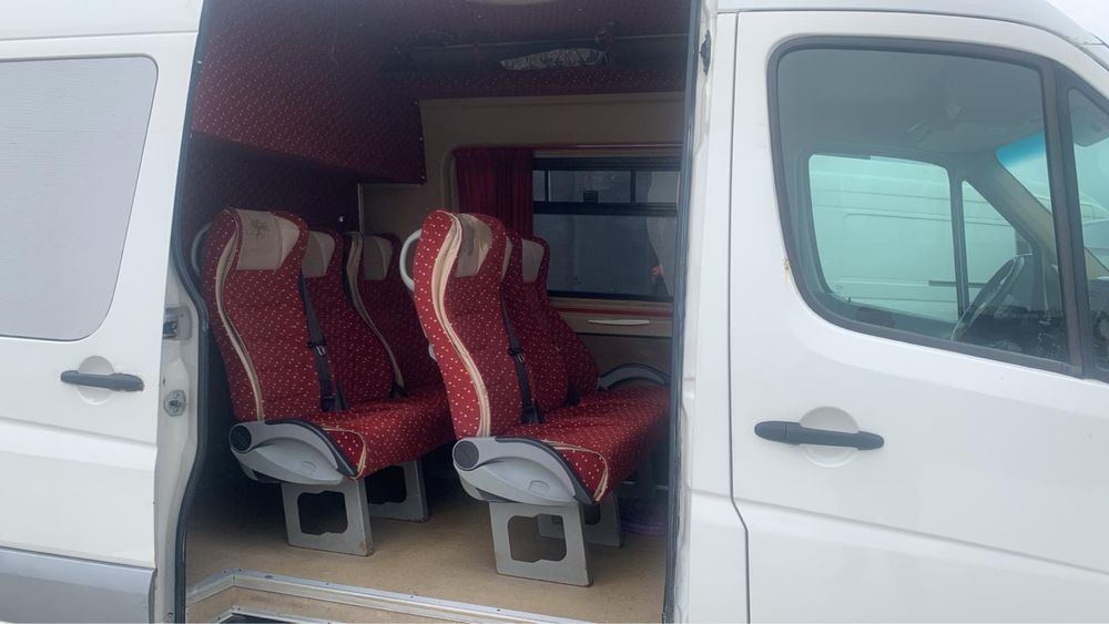 Volkswagen Crafter 8+1