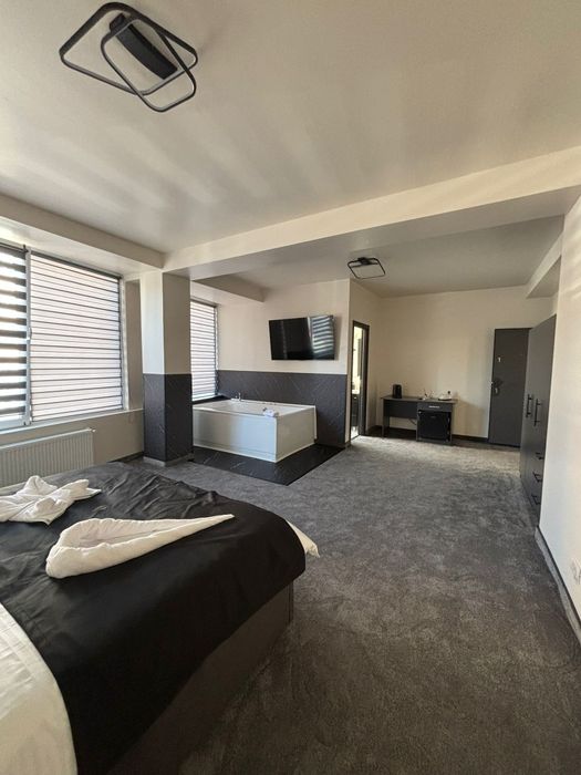 Cazare regim hotelier jacuzzi