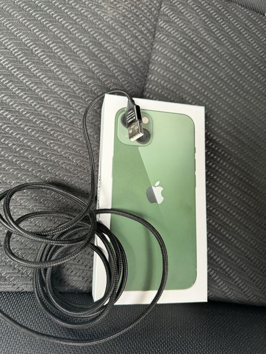 Продам айфон 13 256 ГБ