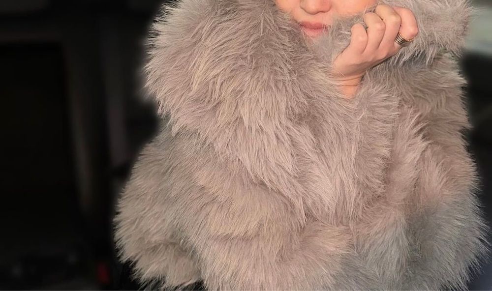 Шубка серого цвета