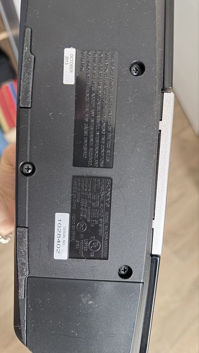 Boxă Sony RDP-XF300iPN Bluetooth + Dock iPhone/iPod + Radio FM ca nou