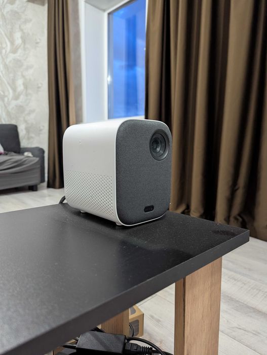 Проектор Xiaomi + Экран 100 дюймов