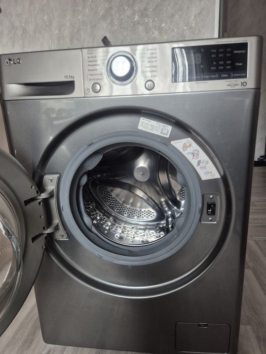 Продам стиральную машину LG