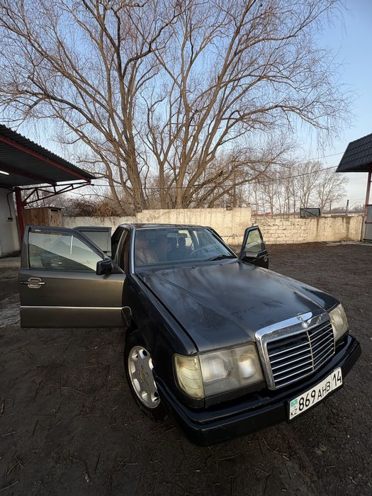 Mersedes benz w124