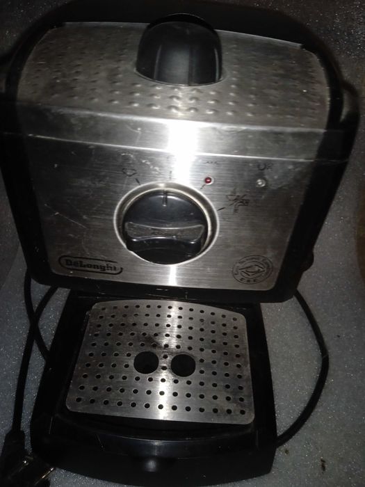 Кафемашина DeLonghi EC155