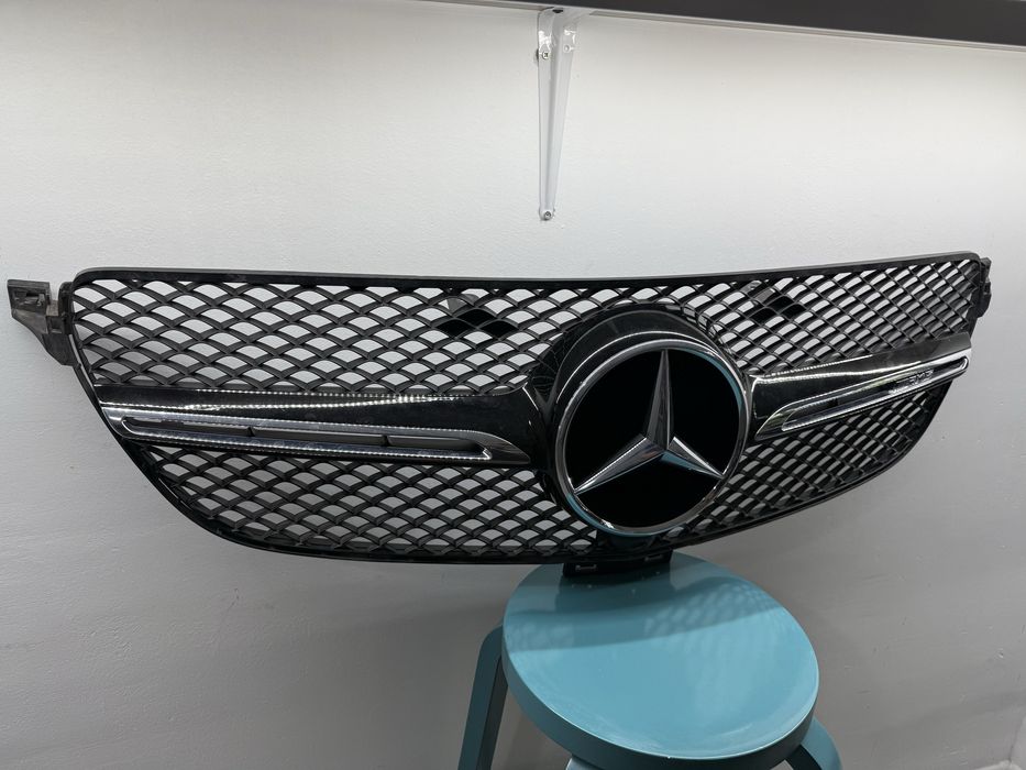 Оригинална решетка Mercedes-Benz GLE 43 AMG