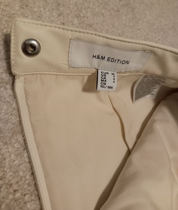 H&M Пола тип молив с цепка, Кремав цвят, 36 размер