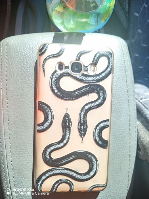 Galaxy J5s продам