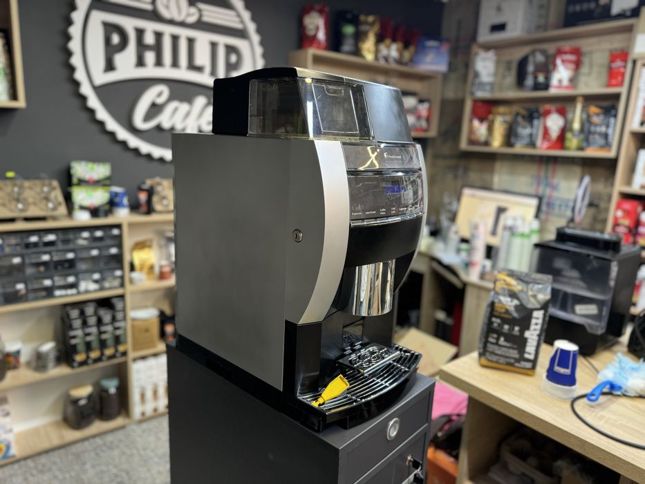 Espresor automat cu boabe si solubile Necta koroMax