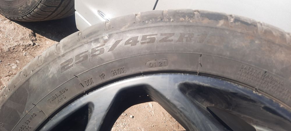 Mercedes w221 - 255 / 45 / 18 джанти / гуми