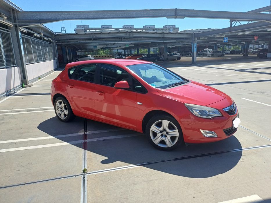 Opel astra J 2011 benzina+gpl, unic proprietar.