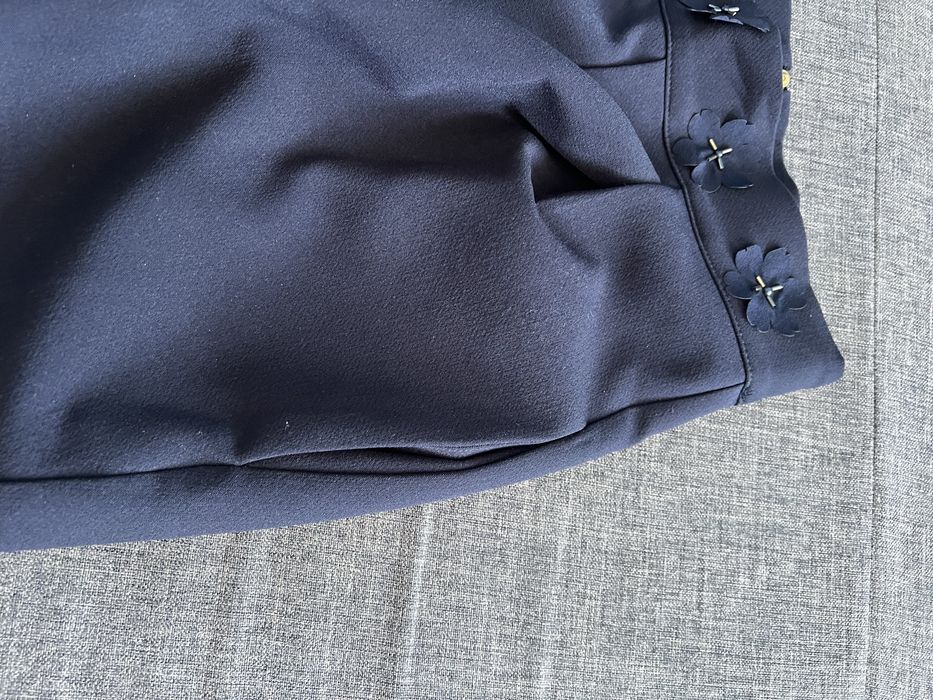 Елегантна дамска пола в син цвят