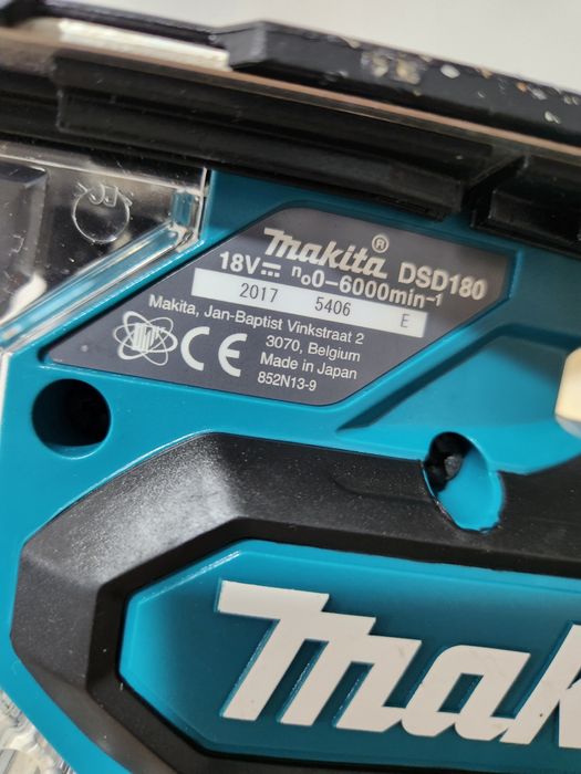 Masina de decupat makita DSD180