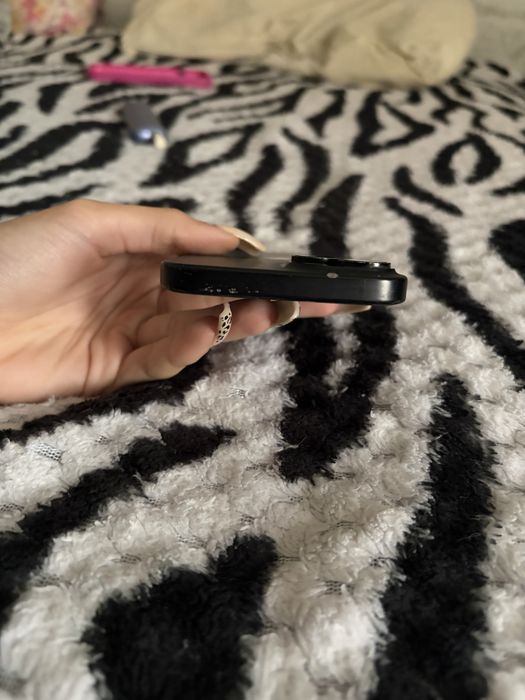 iPhone 15 128gb