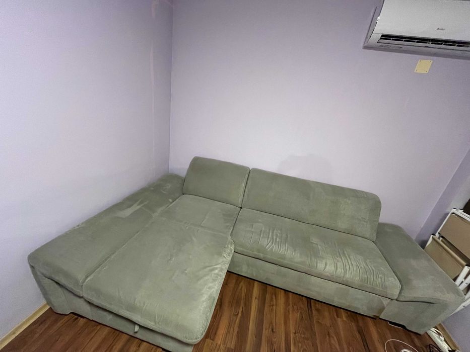 Диван триместен ъглов