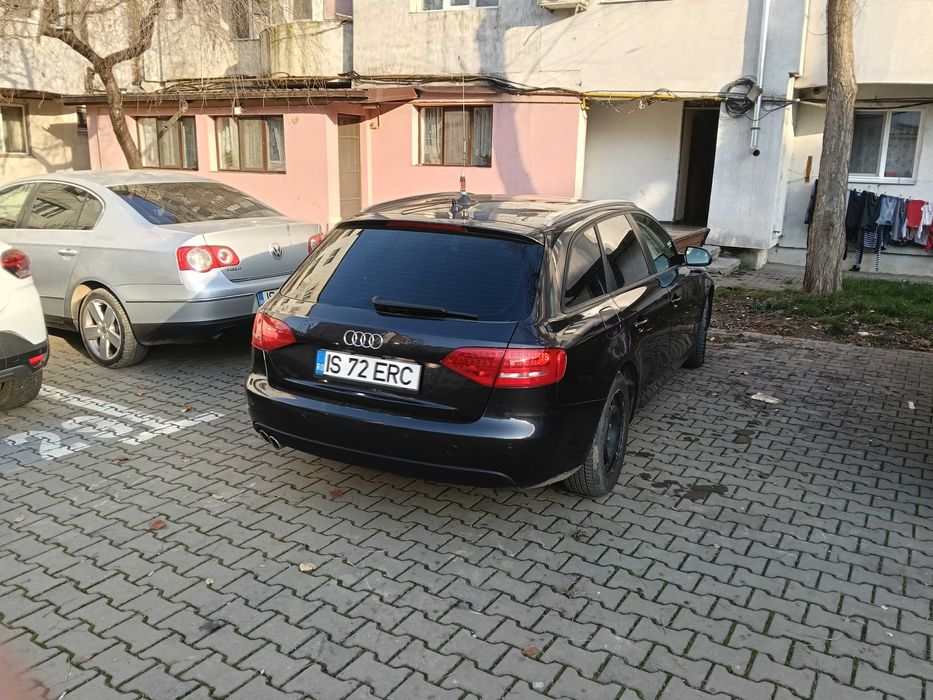 Vand sau schimb Audi A4 b8