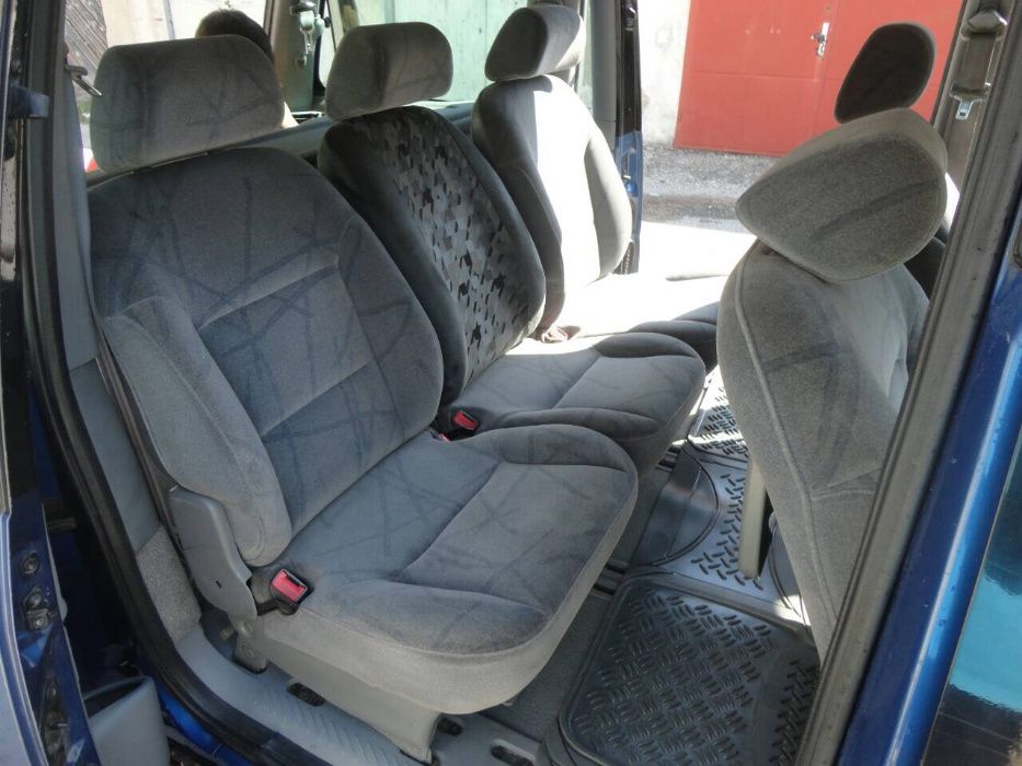 Продавам Пежо 806 на авточасти