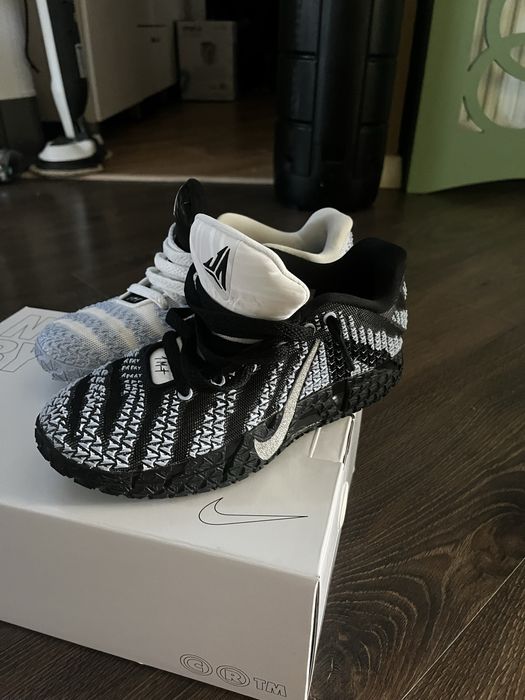 Adidas NIKE JA 3 de baschet