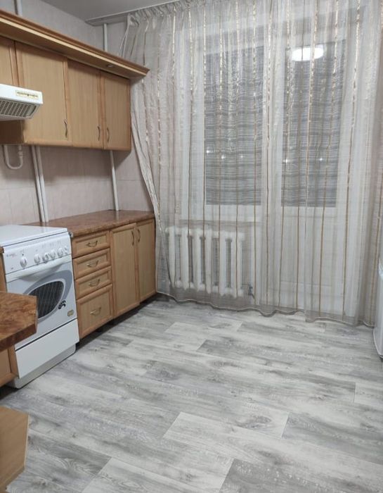 2 ком Сокол, 8 школа, Центр. 150+