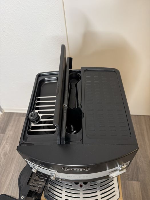 Aparat cafea Delonghi