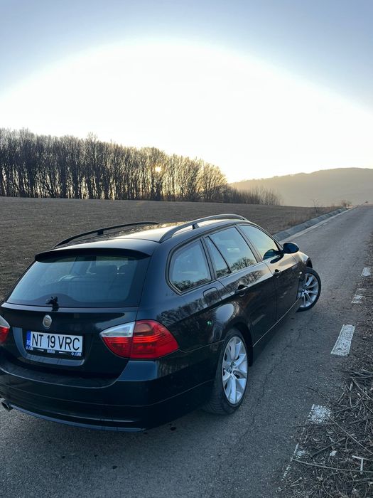 Vând BMW 318 E91