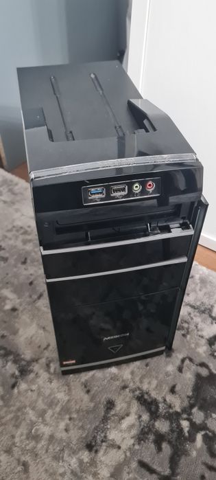 Lot 2 calculatoare vechi , PC -uri, Desktop