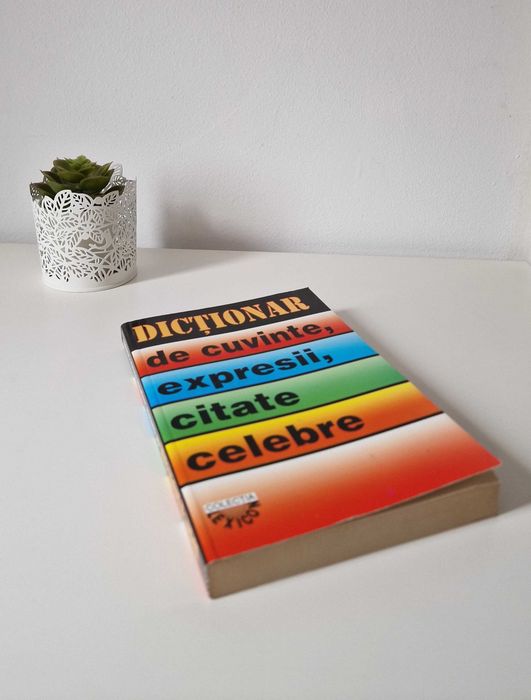 Cărți educative | Set 2 dicționare limba română | Stare excelentă