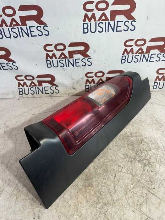 Dezmembrari Stop dreapta RENAULT TRAFIC cod piesa 265A14210r