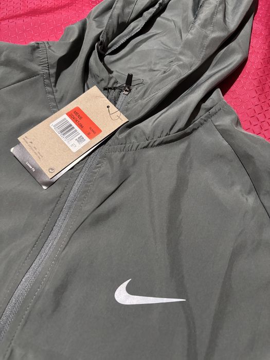 Jacheta de vant nike S