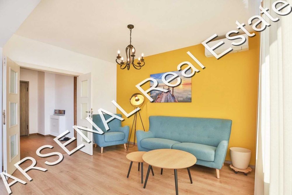 Дава се под наем Тристаен апартамент в София, Изгрев - 185 кв.м за 1450 € - Снимка #1