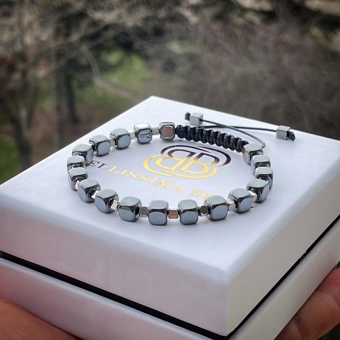 Мъжка Гривна от Хематит и Стомана