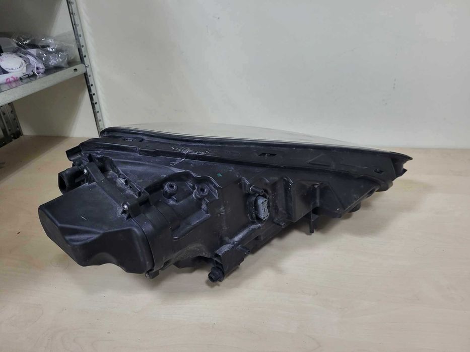 Ляв фар за Porsche Cayenne 2015-2018 lqv far порше кайен