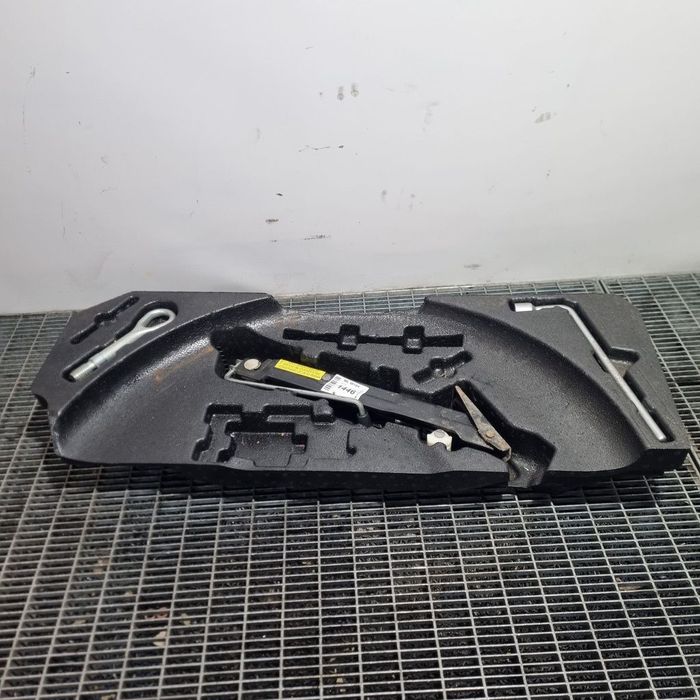 Cric Mercedes ML W164 2005 - 2008 (1446)