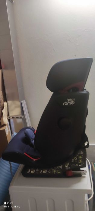 Столче за кола  Britax Römer ADVANSAFIX IV R