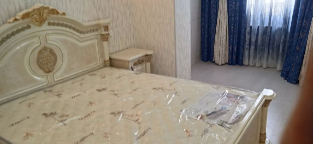 Новастройка 3 хона 8 этаж Вокзалда жойлашган.Агентство