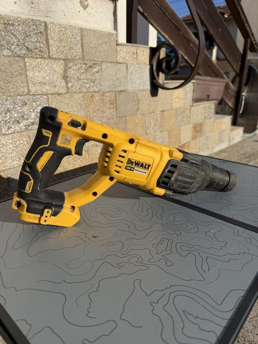 Перфоратор dewalt