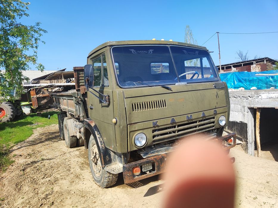 Kamaz sotiladi, holati zor, Ishchi holatda