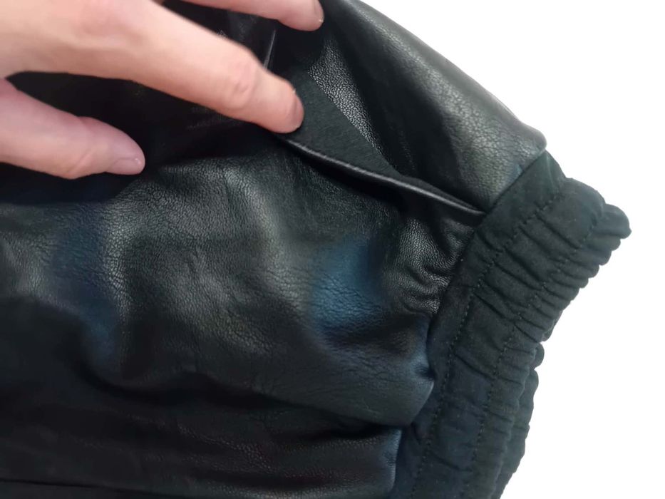 Pantaloni imitatie marime L