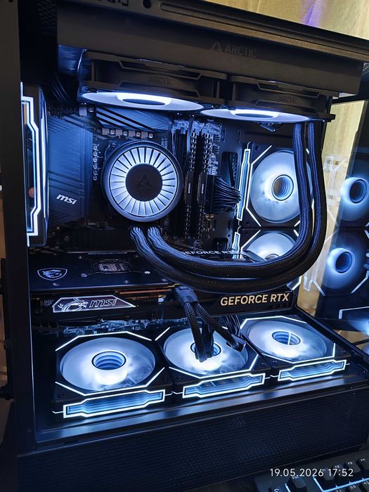 Геймърски Ryzen 7 5800X3D,RTX 4070 Super 12GB,RAM 32GB DDR4,SSD 1TB