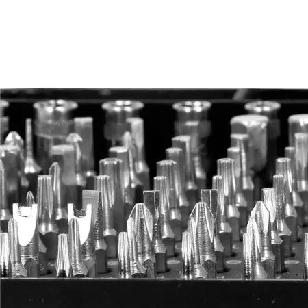 Комплект прецизни отвертки 135 части