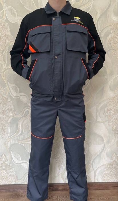 Maxsus kiyim ishchilar uchun