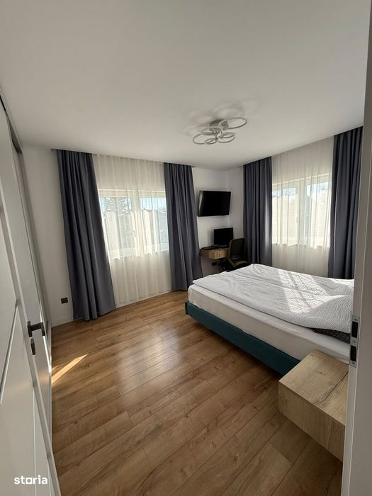Vand casa moderna P+M, la 7 km de Satu Mare