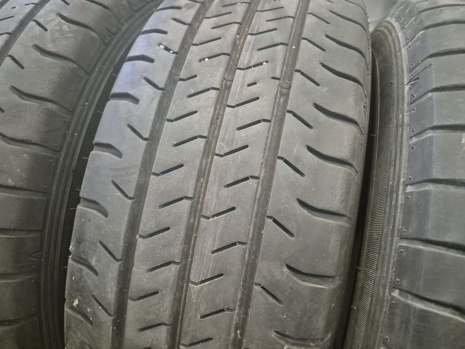 4 anvelope vara Falken 215 65 15 C stare buna