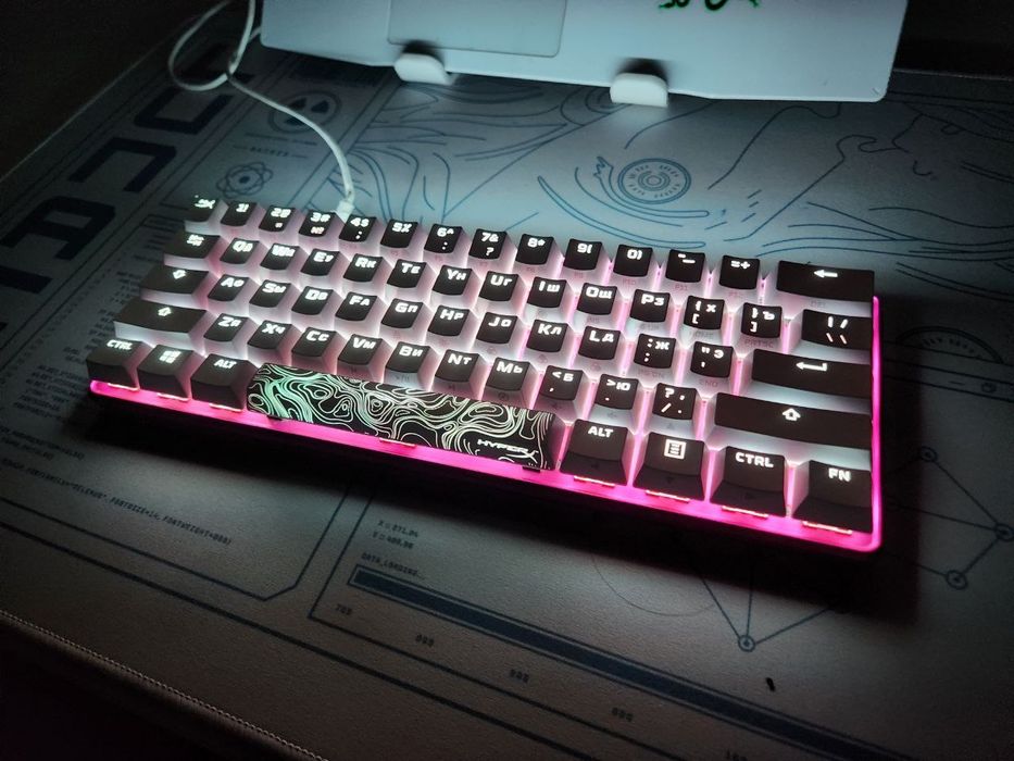 Клавиатура HyperX Alloy Origins 60 Pink [HX Linear Red Switch]